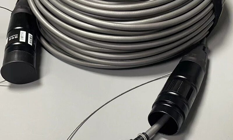 Armored 4K HDMI Fiber Active Optical Cable-800